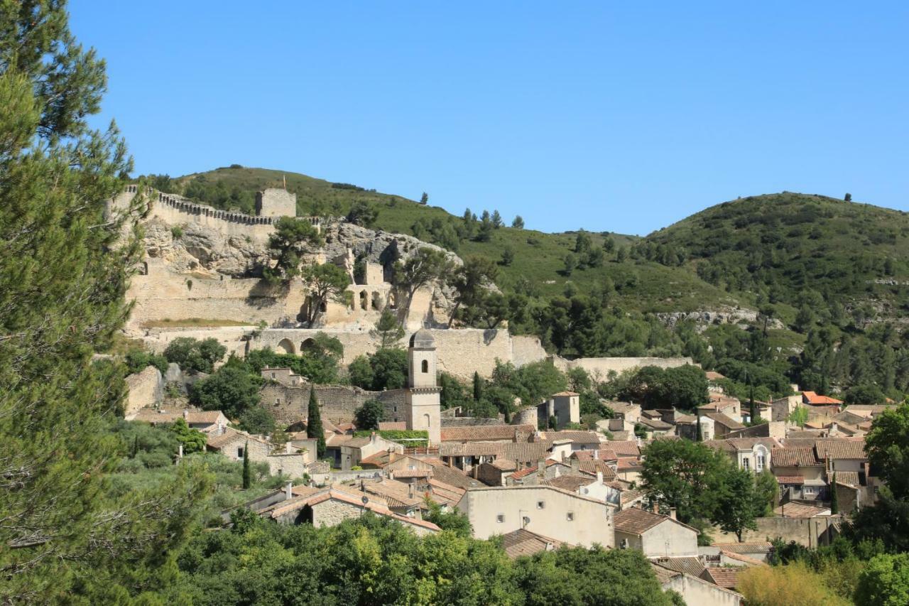 Les lavandes de Sèverine Boulbon Esterno foto