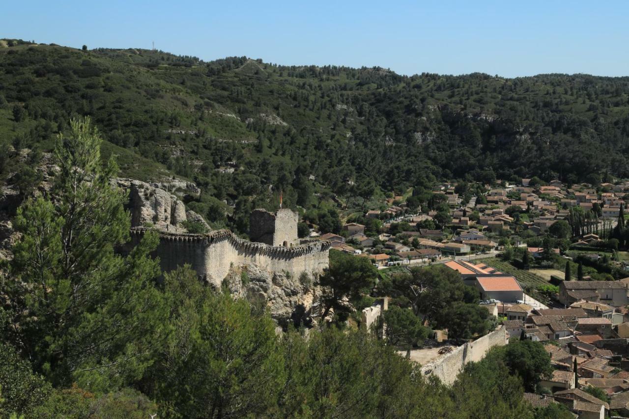 Les lavandes de Sèverine Boulbon Esterno foto